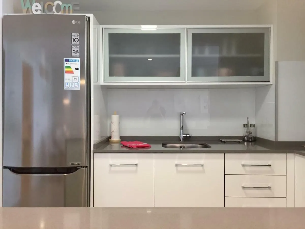 Sorolla 105, Luxury, Beach, Free Parking, All Services, Quite Neighborhood, So Malaga