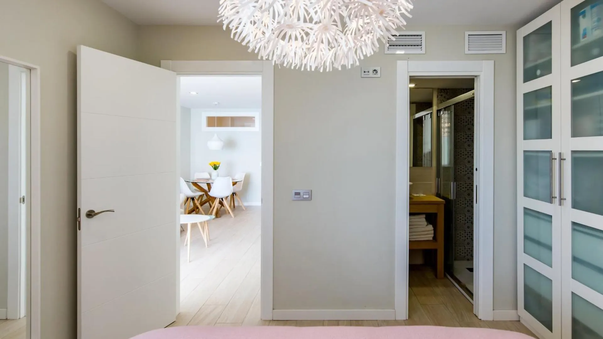 Sorolla 105, Luxury, Beach, Free Parking, All Services, Quite Neighborhood, So Malaga 0*,  Spain