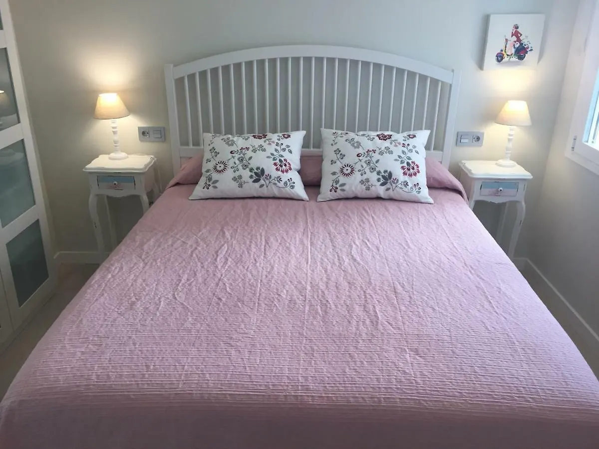 Sorolla 105, Luxury, Beach, Free Parking, All Services, Quite Neighborhood, So Malaga